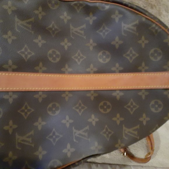 Louis Vuitton Mongram Keepall Duffle - Picture 5 of 9